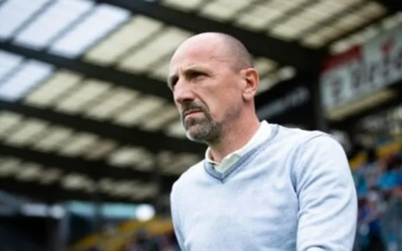 بشعار تصحيح المسار.. خورفكان الإماراتي يتعاقد مع مدرب كرواتي لقيادة الفريق الجديد